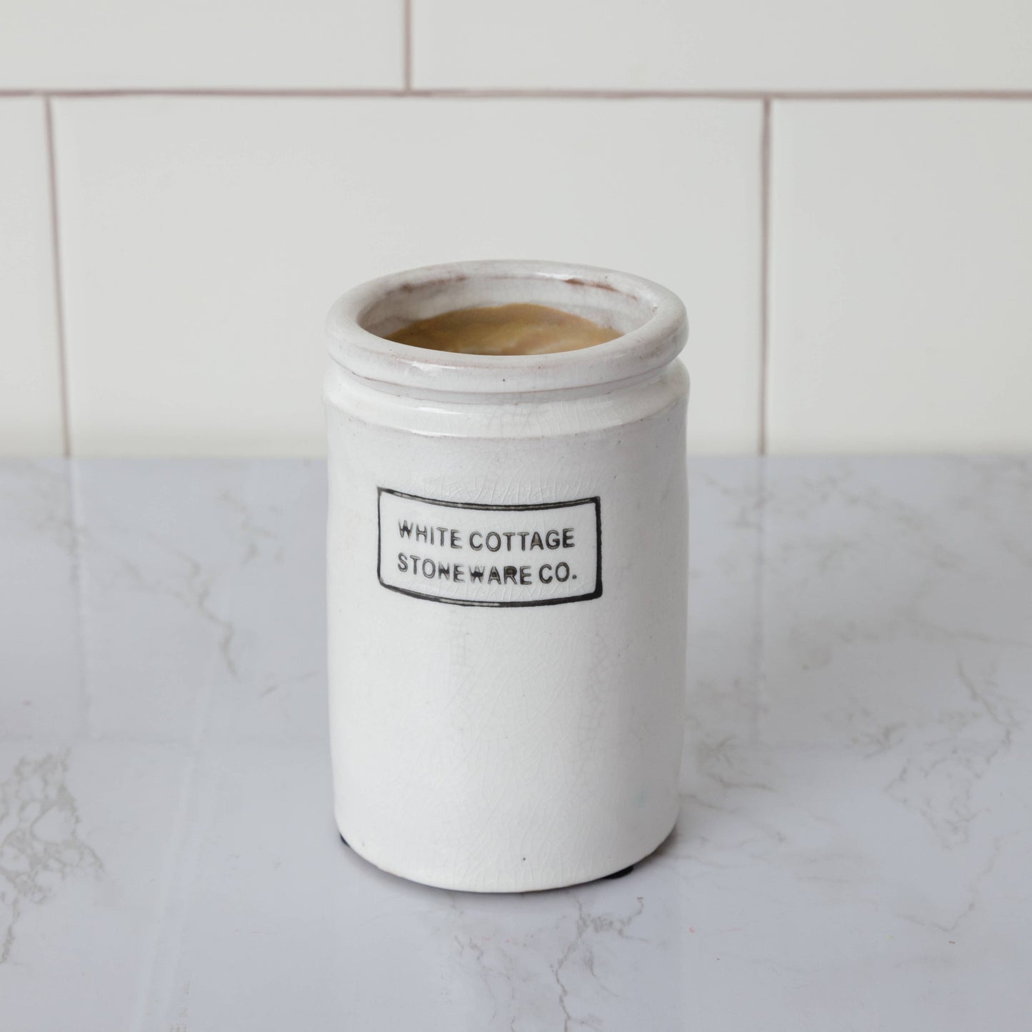 White Cottage Stoneware - Half Pint (Pk/04)
