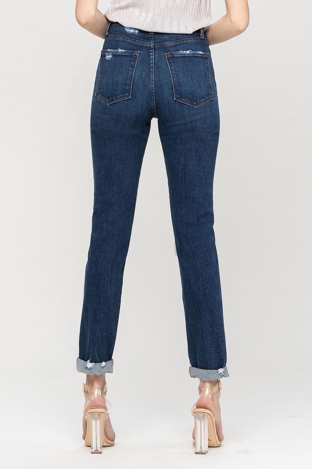 DISTRESSED ROLL MOM JEAN