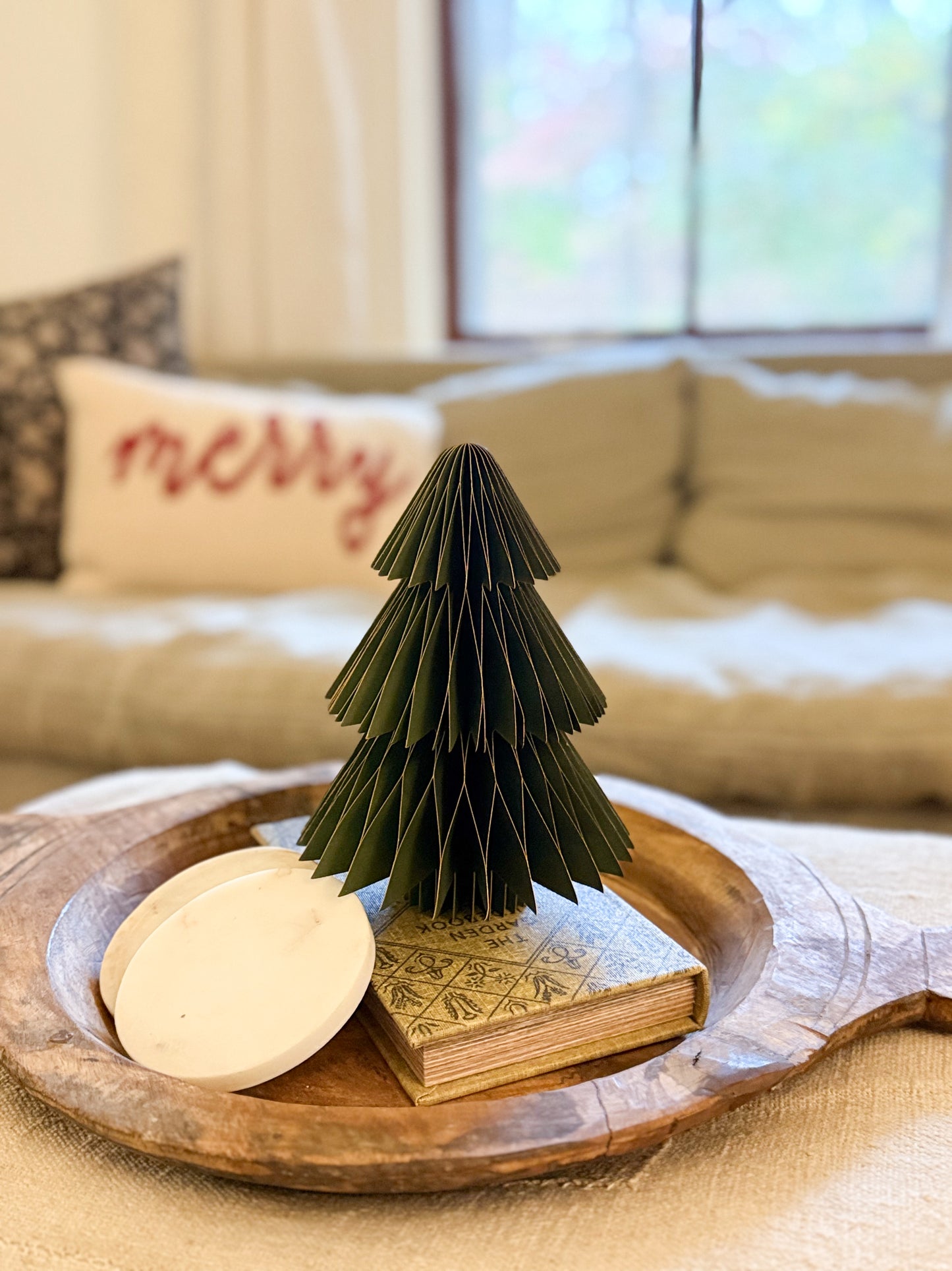 GREEN FOLDING TREE