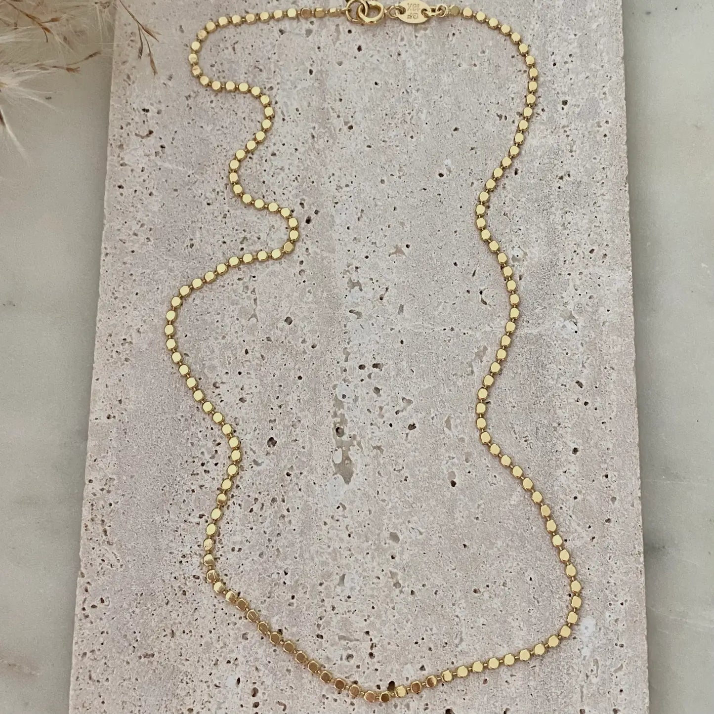 DOT 18K NECKLACE