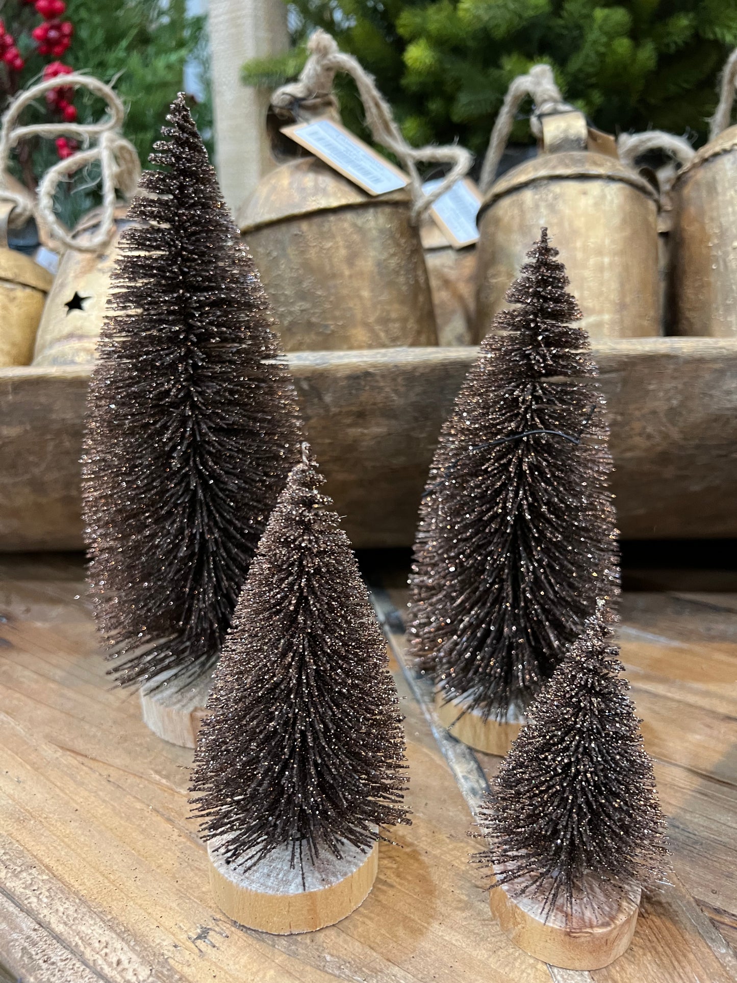 GOLD BOTTLE BRUSH TREE