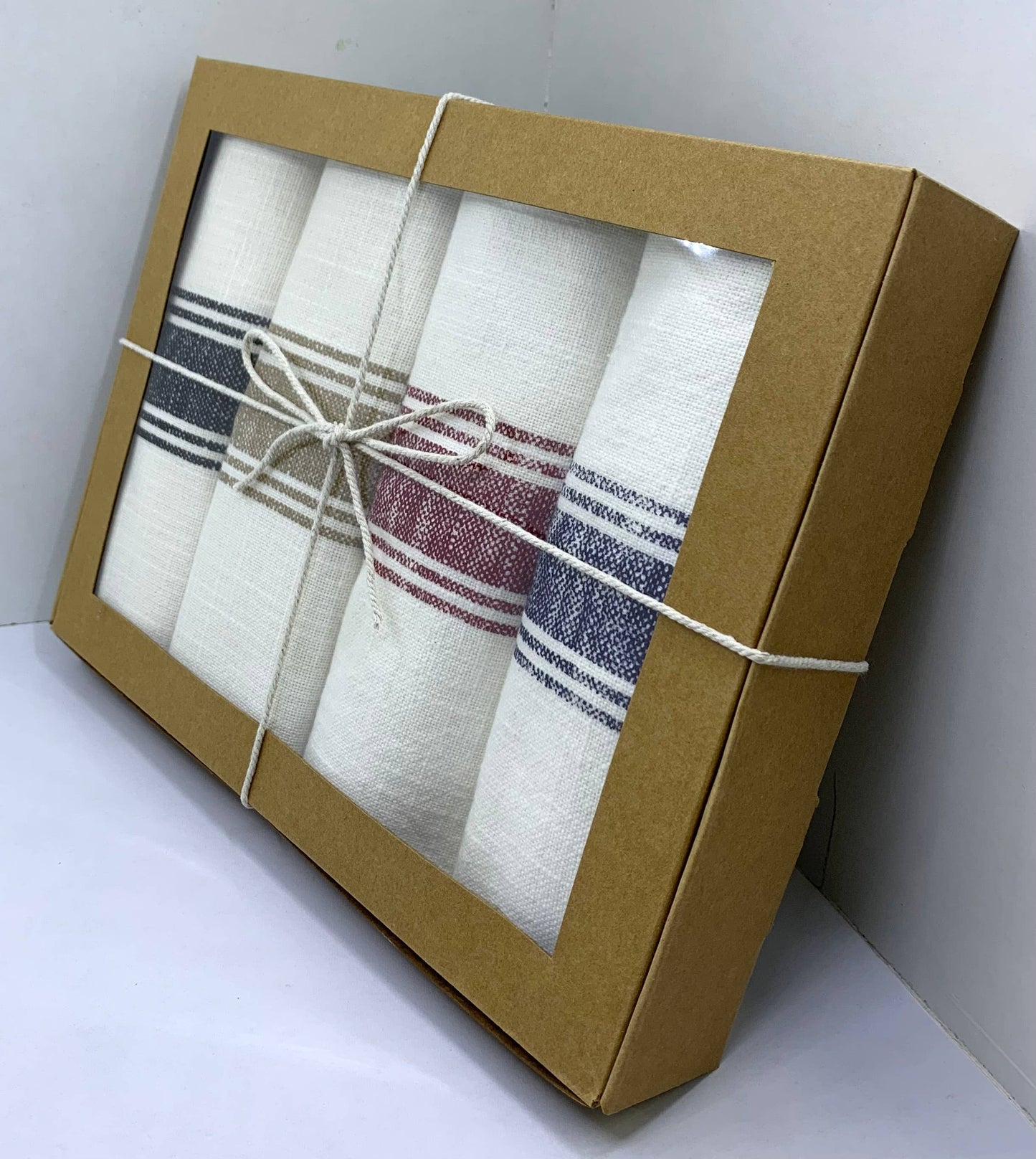 Set Of 4 Kitchen Towels in Gift Box