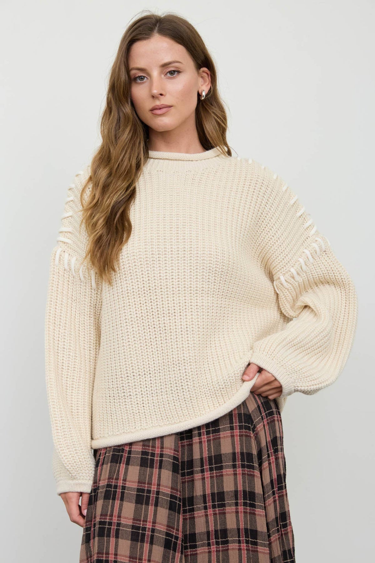 CONTRAST STITCH DETAIL MOCK NECK CHUNKY SWEATER