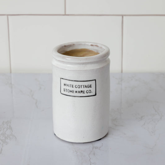 White Cottage Stoneware - Half Pint (Pk/04)