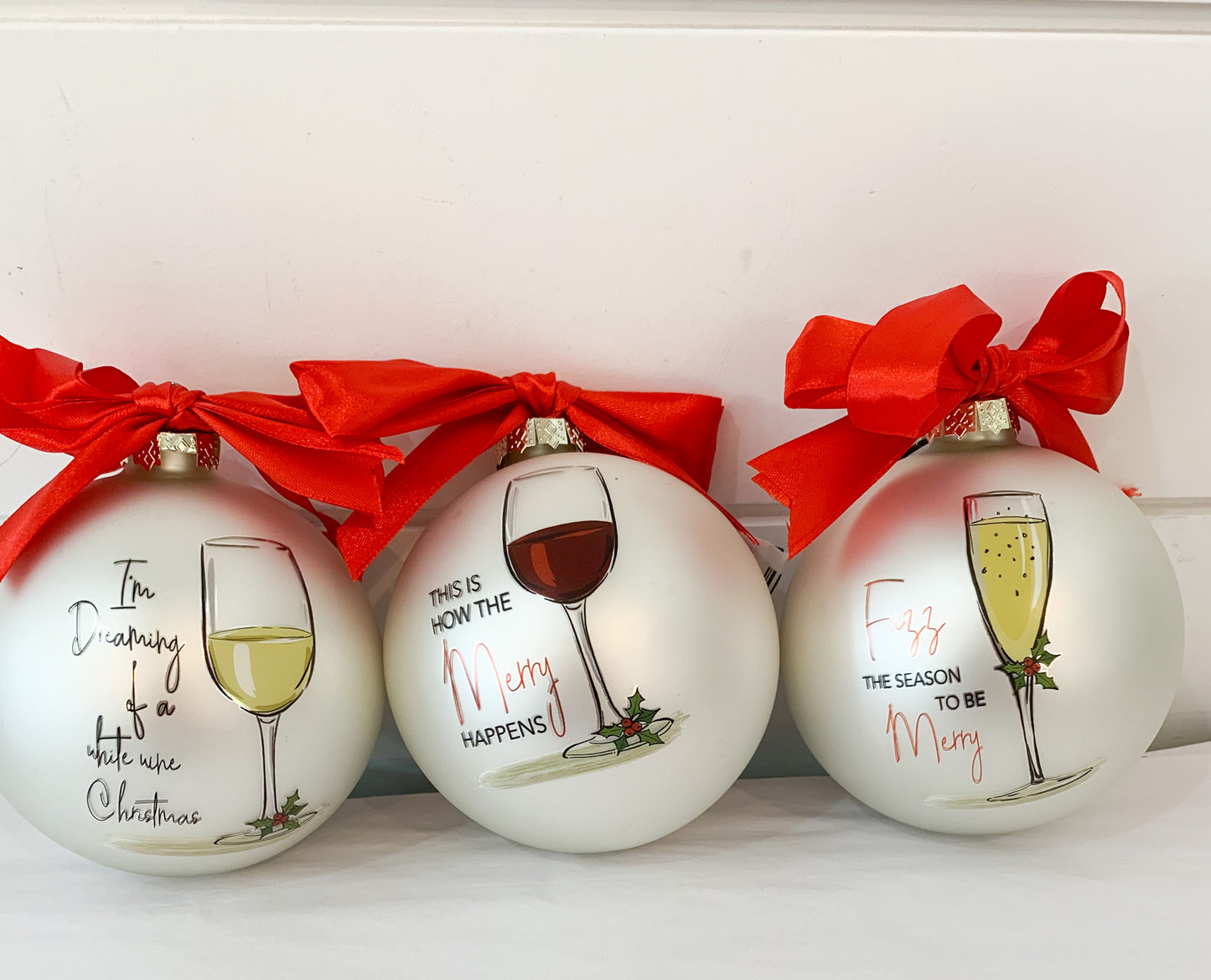 WINE CHRISTMAS ORNAMENT