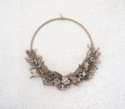 DRIED BOTANICAL WREATH